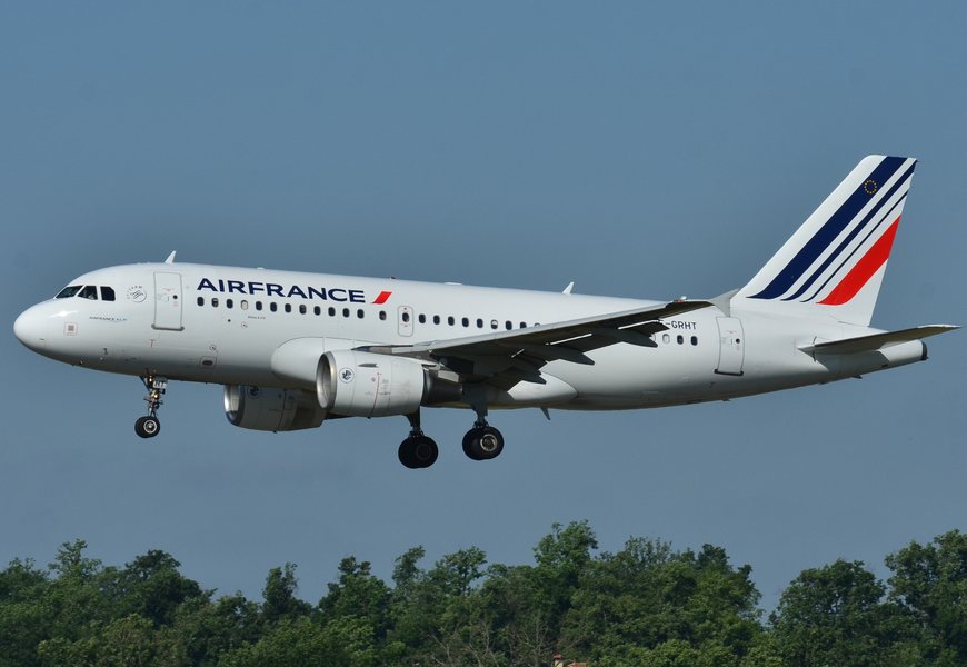 Air France passe à l'offensive sur la ligne Paris-Alger - Tour Hebdo