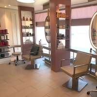 Le salon de coiffure. ©BL Image