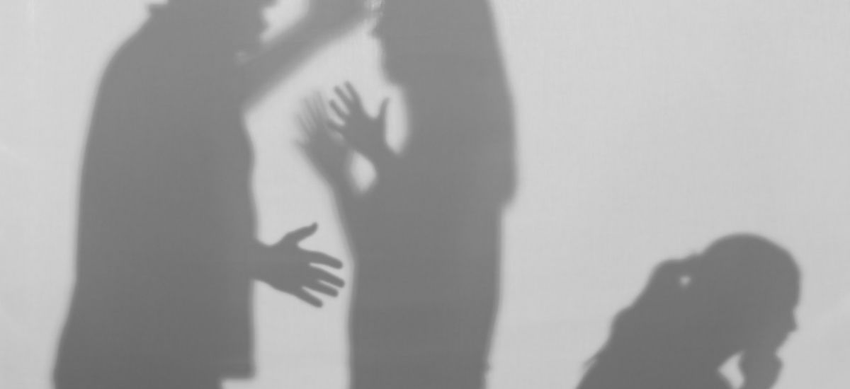 { element.images.0.titre }}