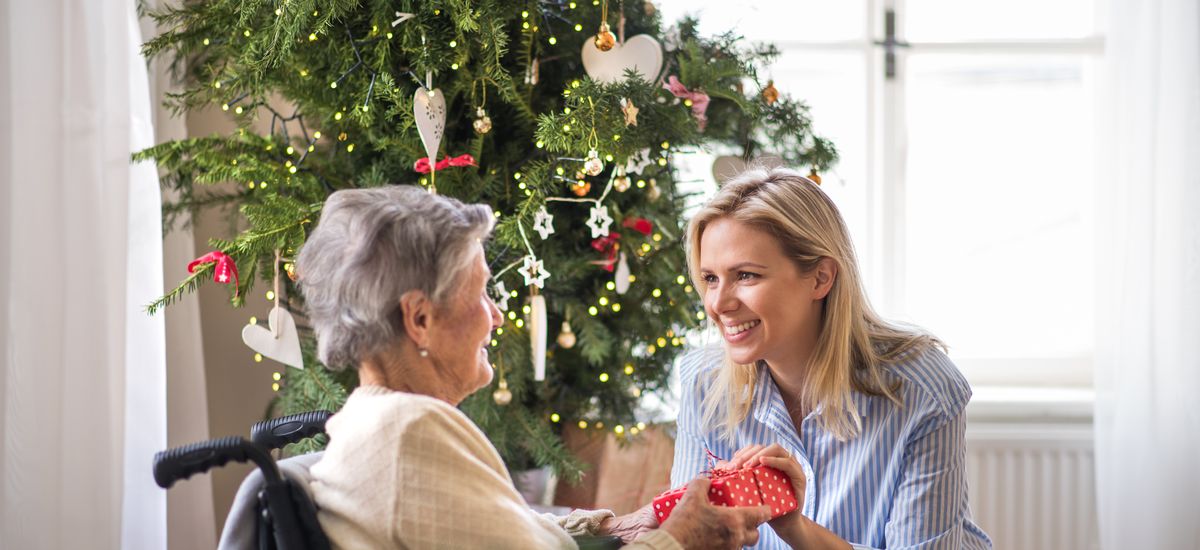 Ehpad Les Residents Autorises A Sortir Sous Conditions Pour Noel Ash Actualites Sociales Hebdomadaires